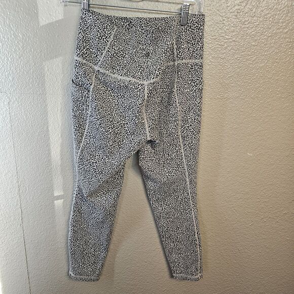 Athleta Legging Lot Med Salutation Stash II Textured Tight & Black Gym Wear S585 - Picture 2 of 13